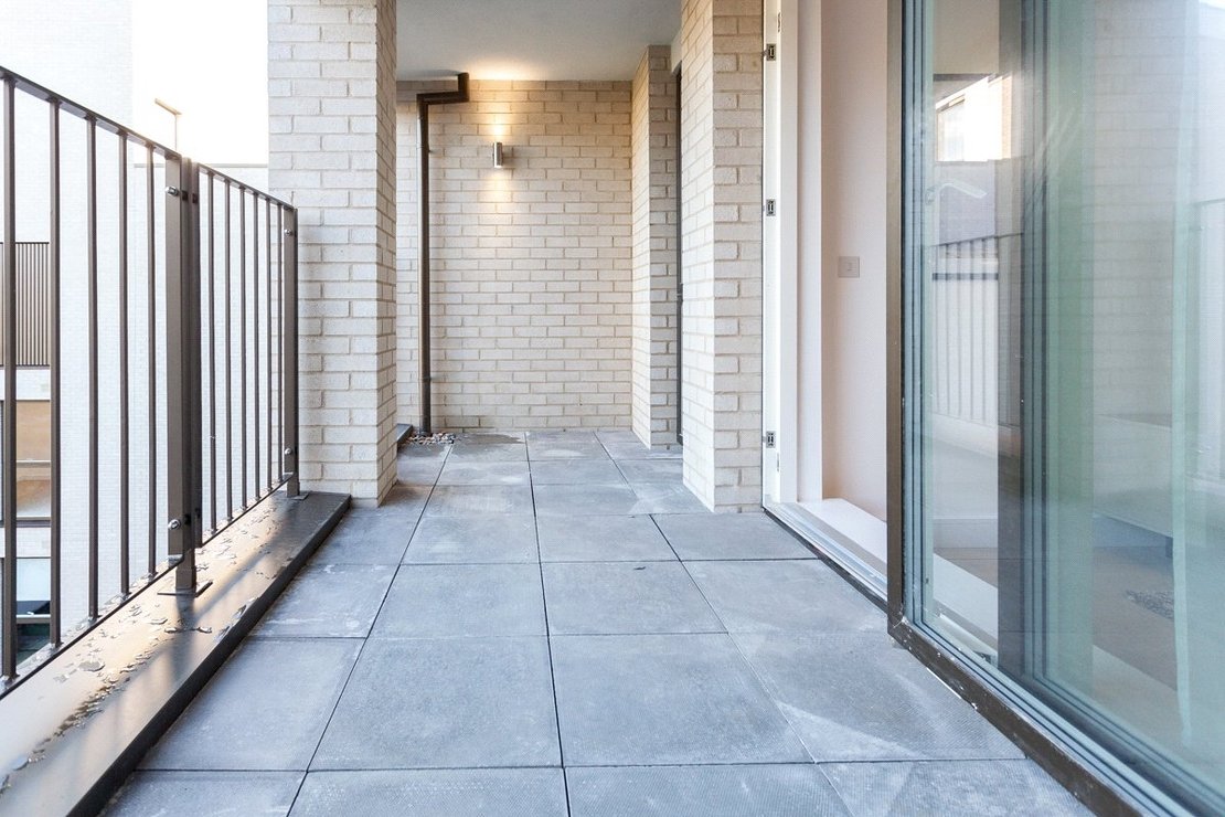 2 bedroom Flat to rent in The Avenue-view10