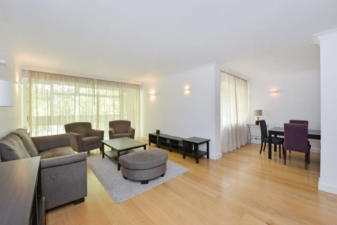 3 bedroom Flat to rent in The Polygon-view4