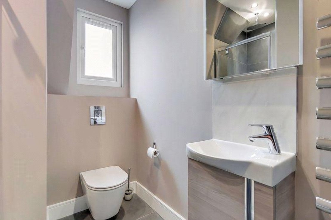 3 bedroom Flat to rent in The Woodlands-view11