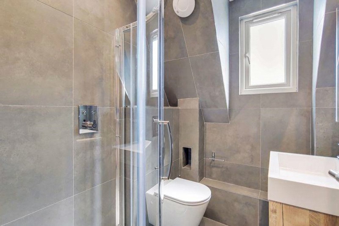 3 bedroom Flat to rent in The Woodlands-view10
