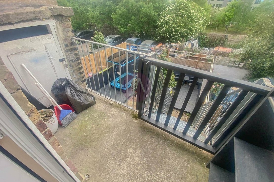 2 bedroom Maisonette to rent in Victoria Terrace-view14