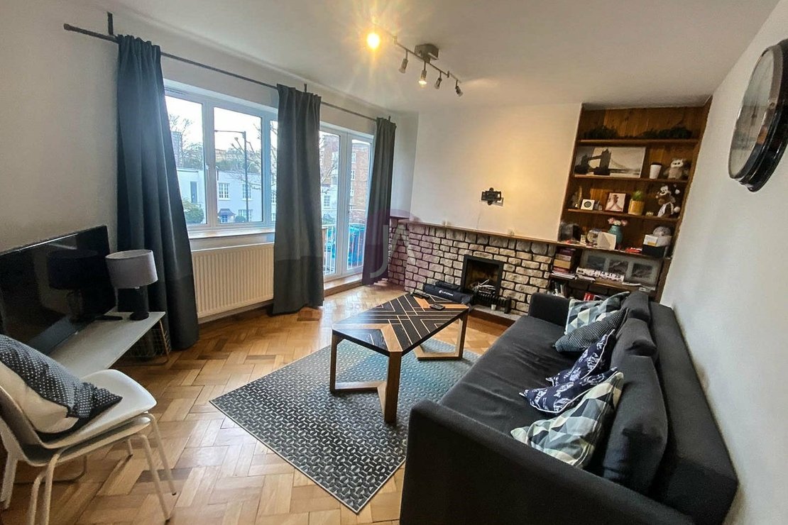 1 bedroom Flat to rent in Warner House-view5