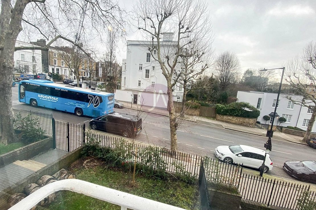 1 bedroom Flat to rent in Warner House-view9