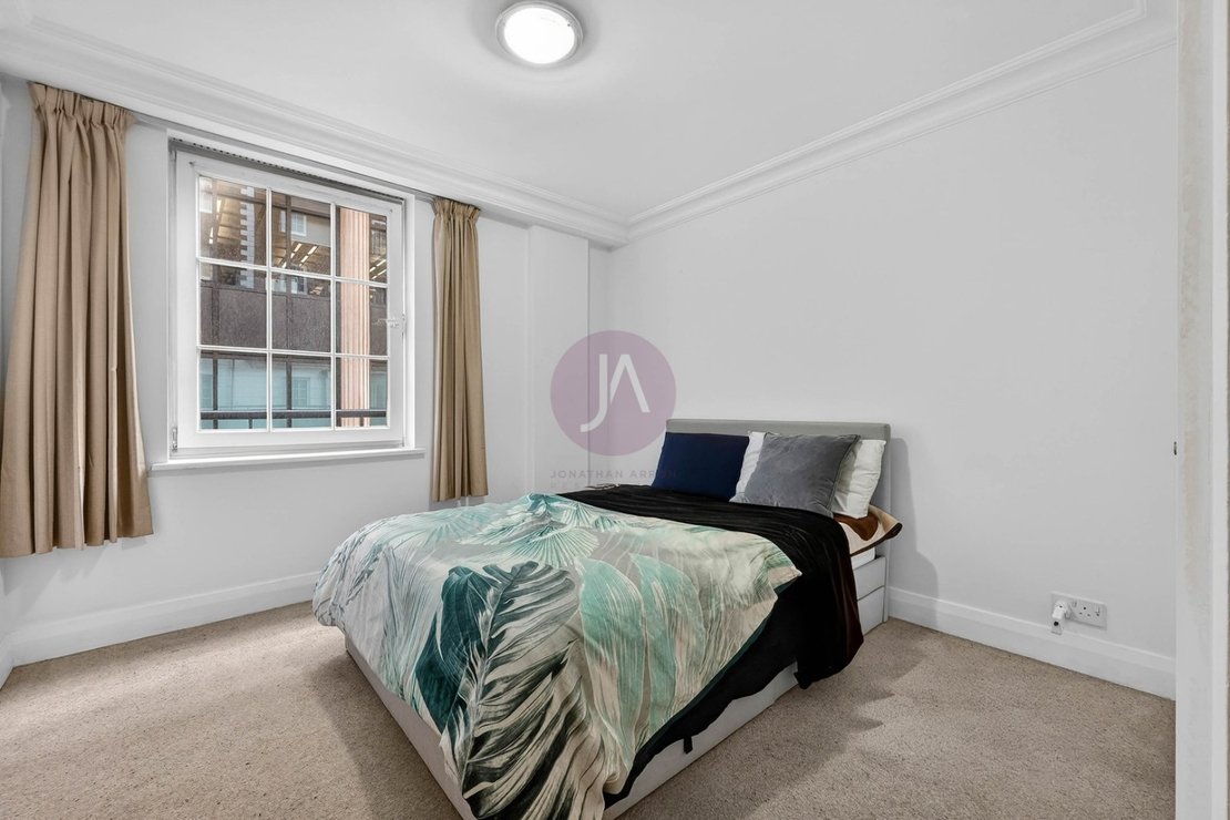 2 bedroom Flat to rent in Waterdale Manor House-view9