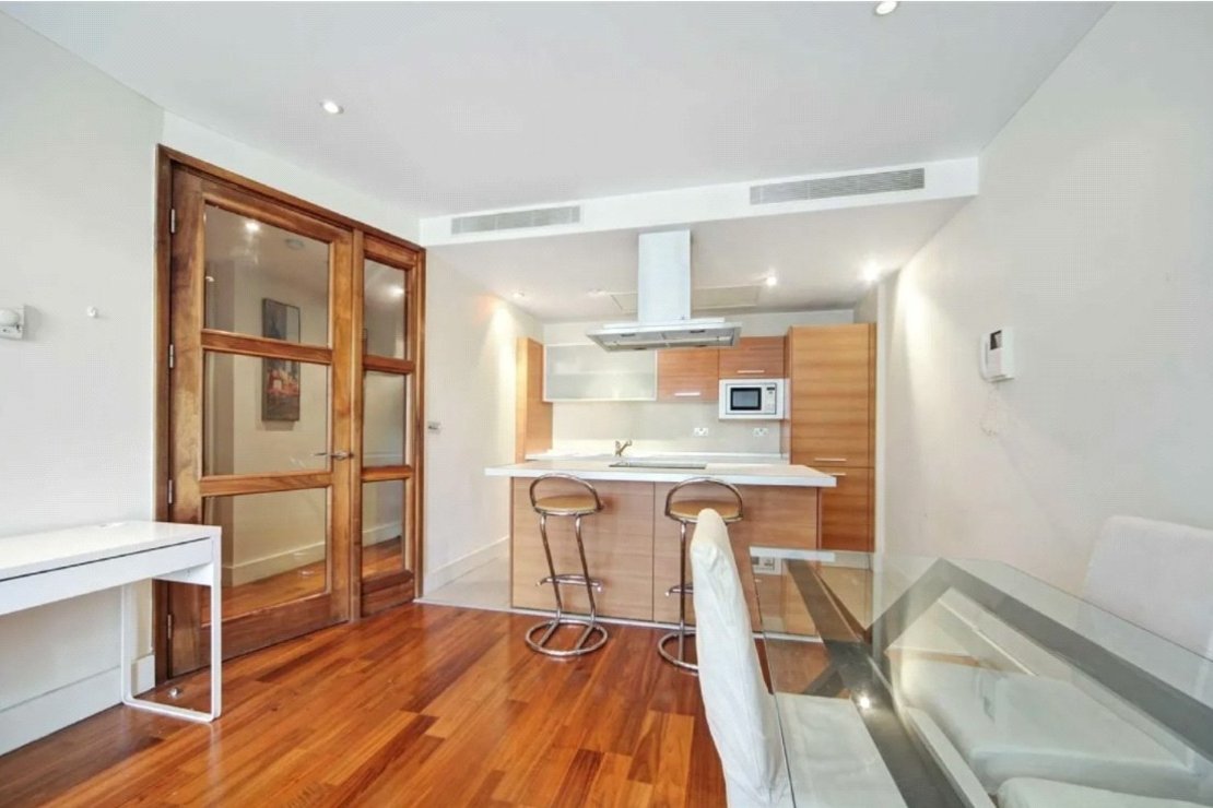 2 bedroom Flat,Newhome to rent in Westcliffe Apartments-view3