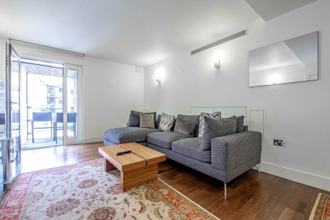 2 bedroom Flat to rent in Weymouth Street-view2