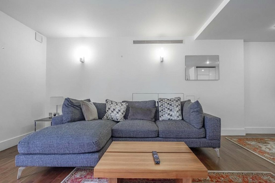 2 bedroom Flat to rent in Weymouth Street-view3