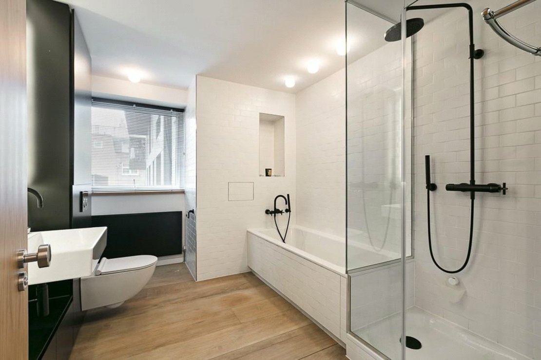 1 bedroom Flat to rent in Weymouth Street-view4