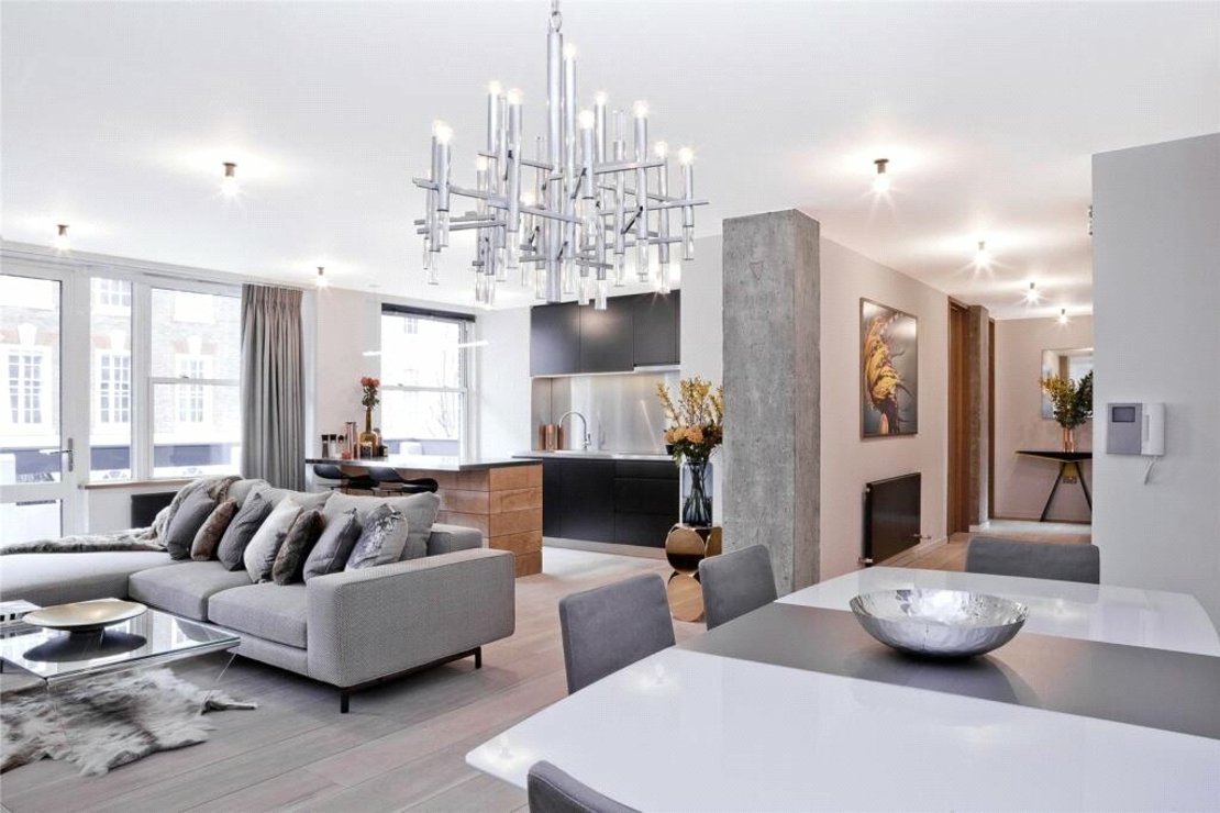 3 bedroom Flat to rent in Weymouth Street-view1
