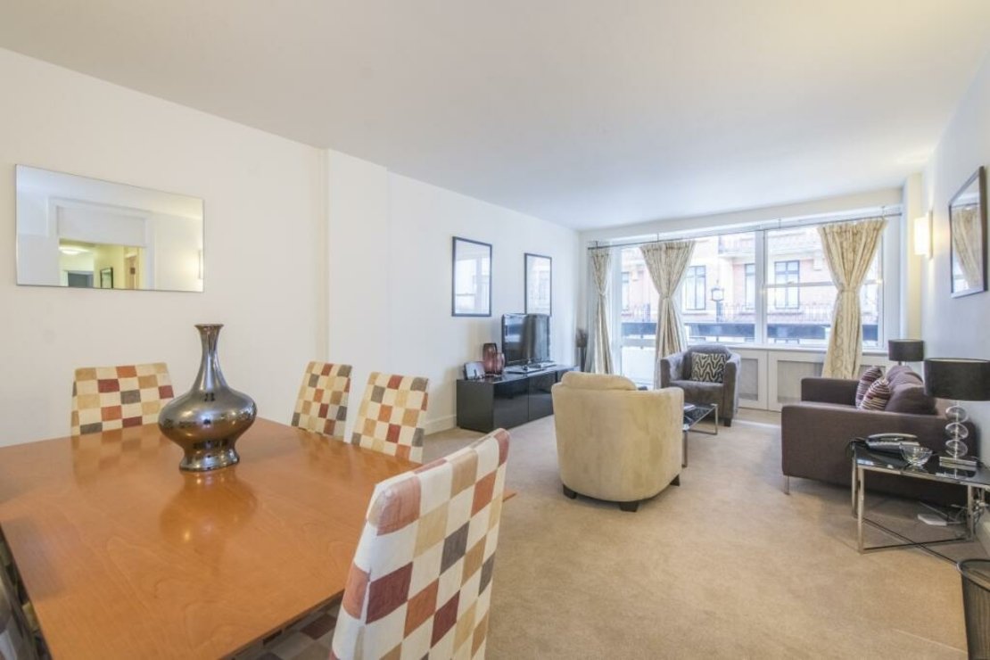 2 bedroom Flat to rent in Weymouth Street-view1