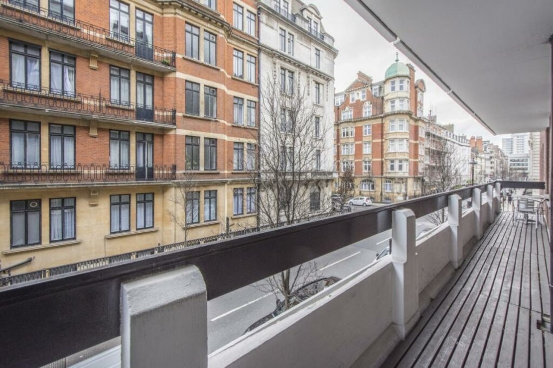 2 bedroom Flat to rent in Weymouth Street-view8