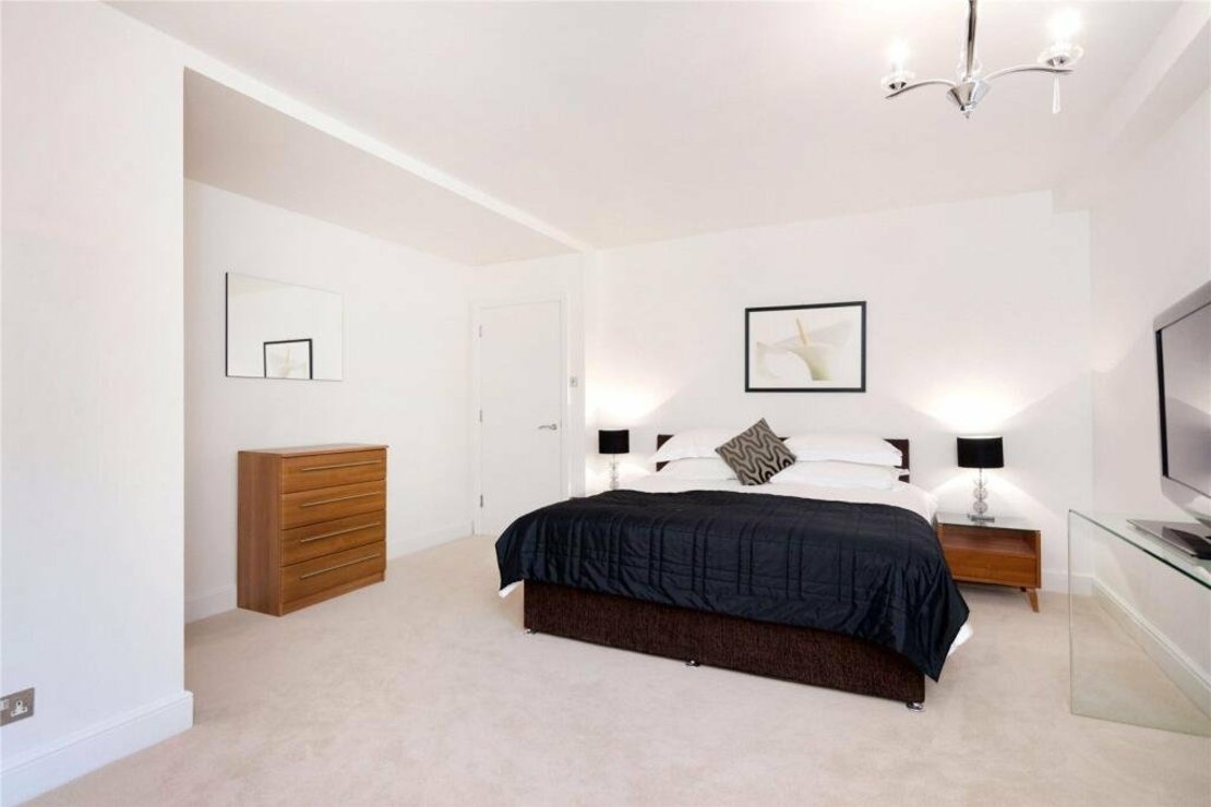 3 bedroom Flat to rent in Weymouth Street-view4