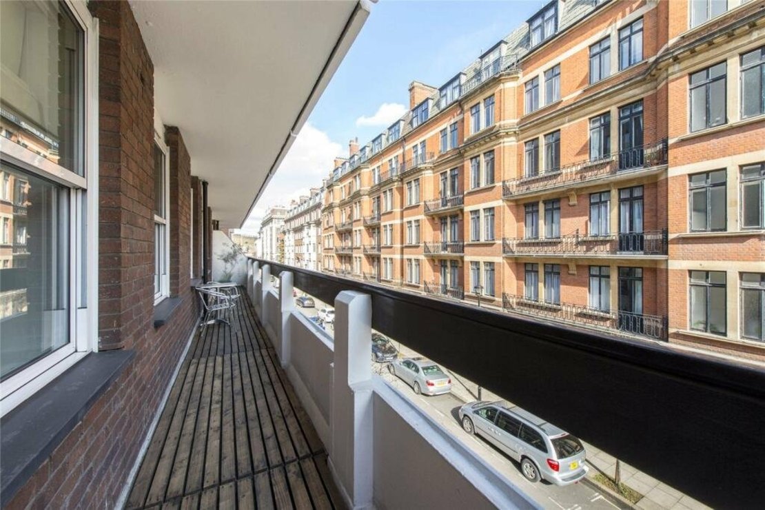 2 bedroom Flat to rent in Weymouth Street-view5