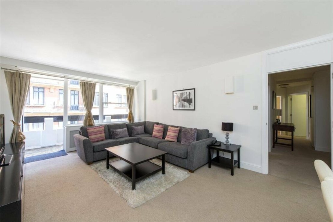 2 bedroom Flat to rent in Weymouth Street-view2