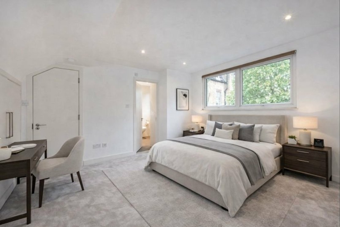 5 bedroom House to rent in Woronzow Road-view11