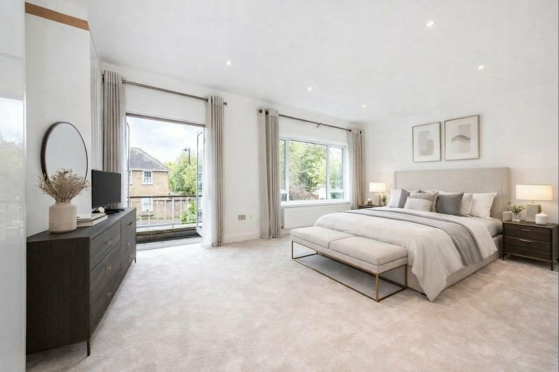 5 bedroom House to rent in Woronzow Road-view4