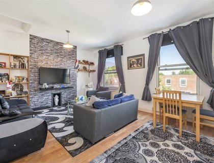 1 bedroom Flat for sale in Ashmore Road-List1395