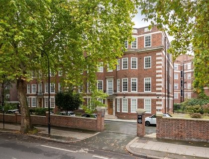 3 bedroom Flat for sale in Avenue Lodge-List1225