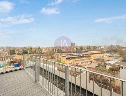 1 bedroom Flat for sale in Canterbury House-List1892