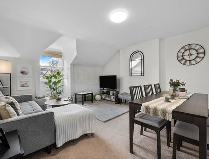 2 bedroom Flat for sale in Cromwell Place-List1980