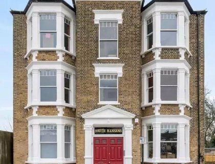 3 bedroom Flat for sale in Gondar Gardens-List1977