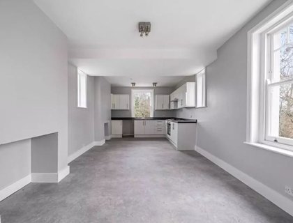 3 bedroom Flat for sale in Gondar Gardens-List2080