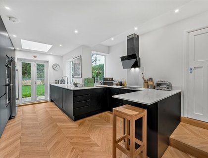 3 bedroom House for sale in Ludlow Way-List1963