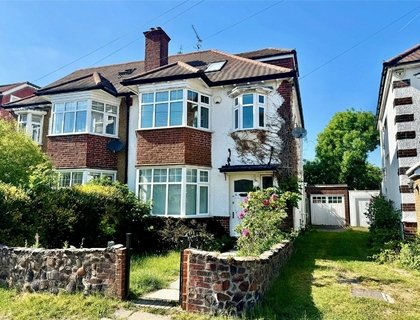 4 bedroom House for sale in Orchard Avenue-List1877