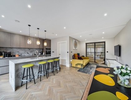 4 bedroom House,Newhome for sale in Portsdown Avenue-List2059