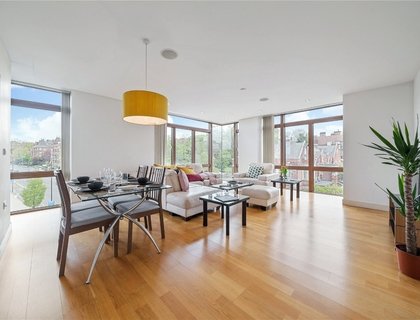3 bedroom Flat for sale in Pulse Apartments-List740