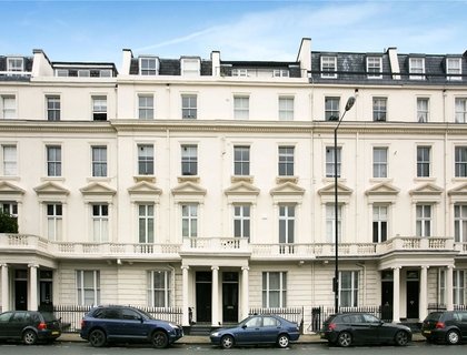 2 bedroom Flat for sale in Randolph Avenue-List141