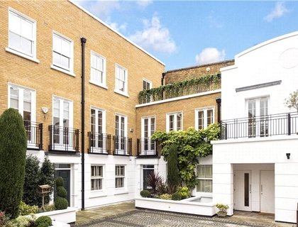 5 bedroom Properties for sale in Tatham Place-List4