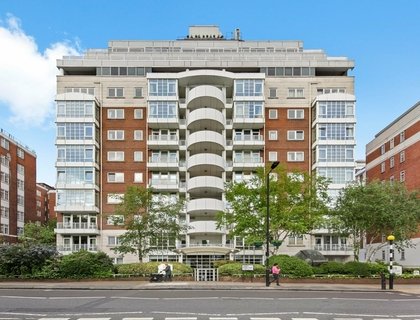 3 bedroom Flat to rent in 20 Abbey Road-List1766