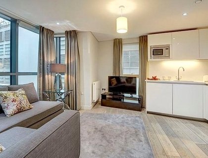 4b Merchant Square East, London, Paddington, W2