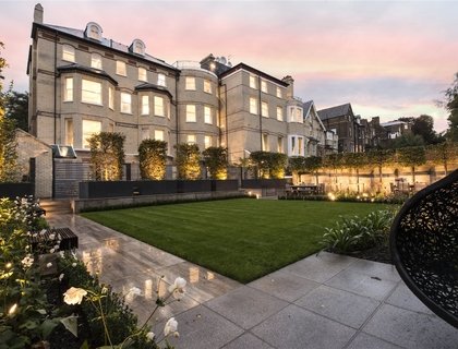 4 bedroom Flat to rent in Arkwright Road-List1279