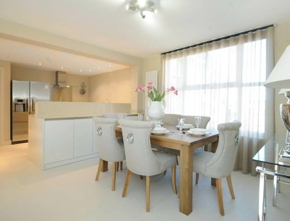 3 bedroom Flat,Newhome to rent in Boydell Court-List1648