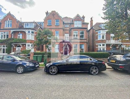 Flat to rent in Fawley Road-List1549