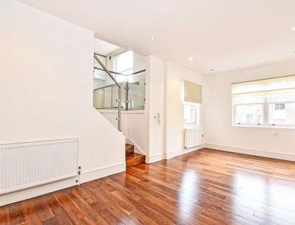 2 bedroom Flat to rent in Finsbury Park Road-List1559