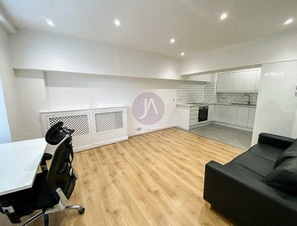 1 bedroom Flat to rent in Grove End Gardens-List855