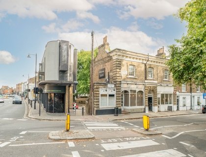 2 bedroom Flat to rent in Highgate West Hill-List2092