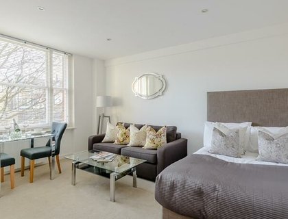 Flat to rent in Hill Street-List783