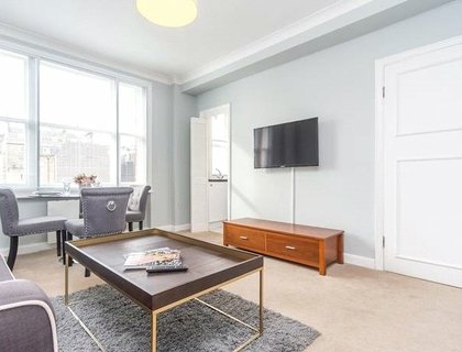 1 bedroom Flat to rent in Hill Street-List950