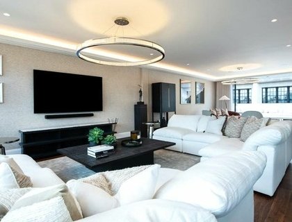 3 bedroom Flat to rent in Imperial House-List922