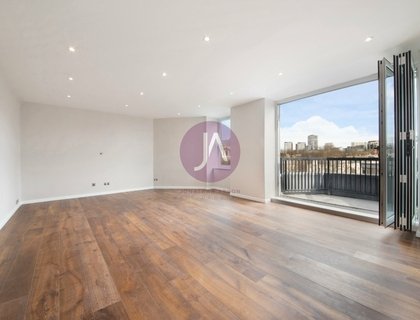 3 bedroom Flat to rent in Manor House Court-List1652