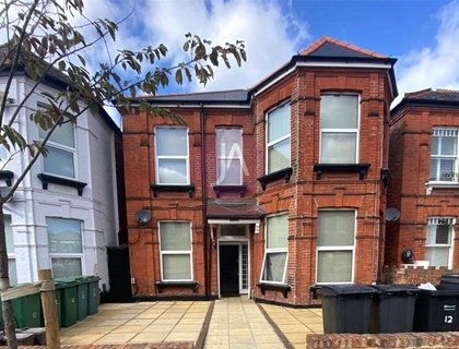 1 bedroom Flat to rent in Manstone Road-List1582