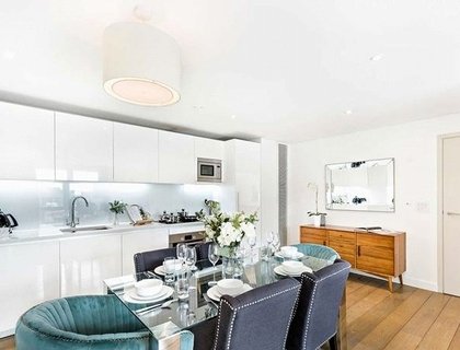 3 bedroom Flat,Newhome to rent in Merchant Square East-List854