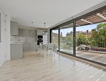 2 bedroom Flat to rent in Mill Lane-List1478