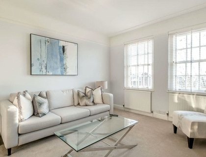 2 bedroom Flat to rent in Pelham Court-List1198