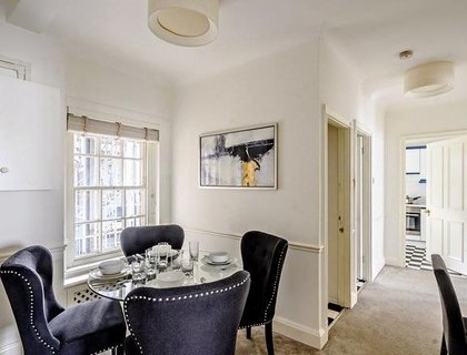 2 bedroom Flat to rent in Pelham Court-List1048