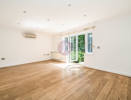 Rochester Court, 82, Holders Hill Road, London, Mill Hill East, NW4